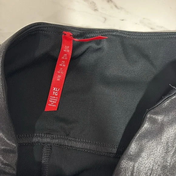 SPANX legging - Picture 6 of 8